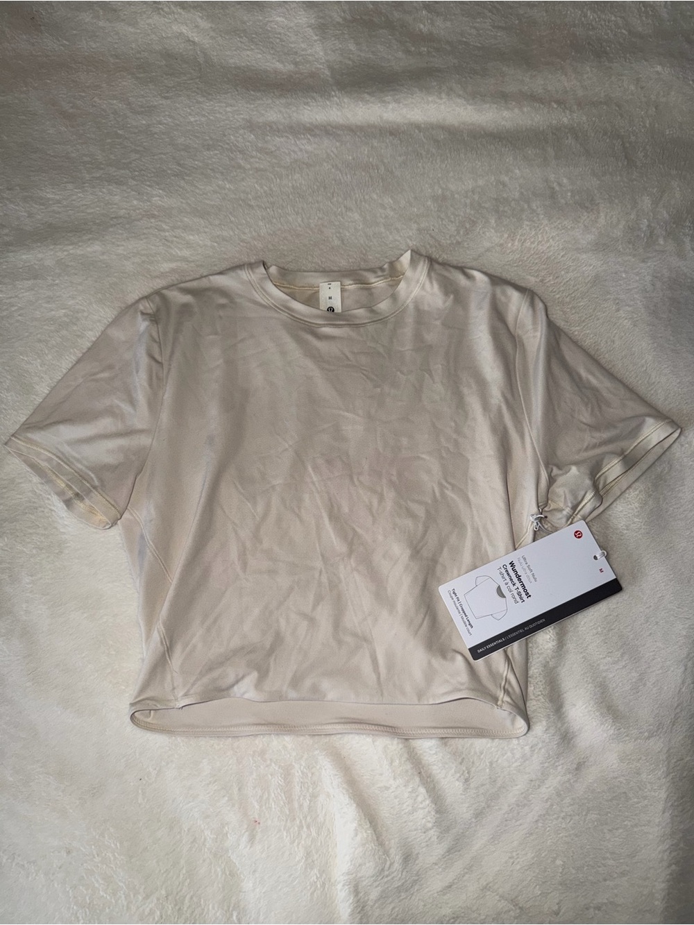 NWT lululemon Wundermost Nulu Cropped t-shirt